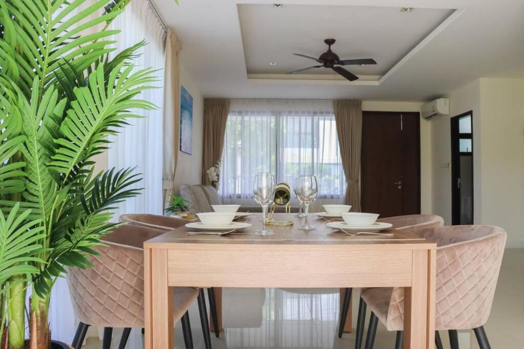 Villa Super Friendly Th Laguna Park Phuket
